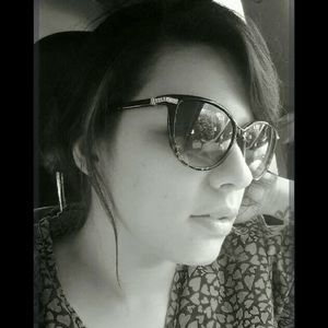 Meet your Posher, Jenn